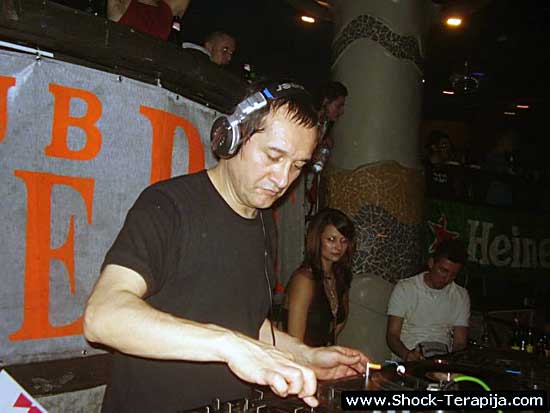 25-DJ-DARIO