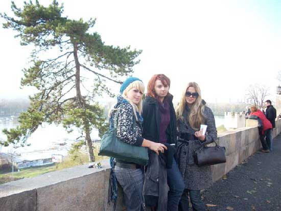 39--Hana-i-prijateljice