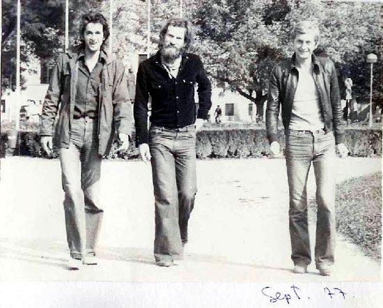 002-Neja-Kec-Brada