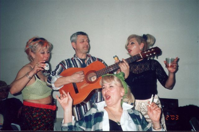 30-Uz Sakijevu pratnju
