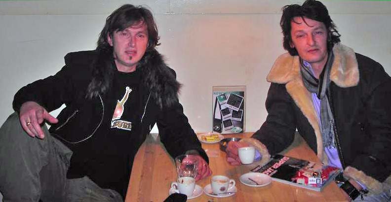 35-djani i robi na kafi