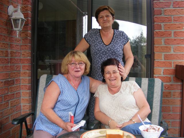 Ljilja, Azra,Jasna