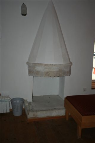 63 Kamin