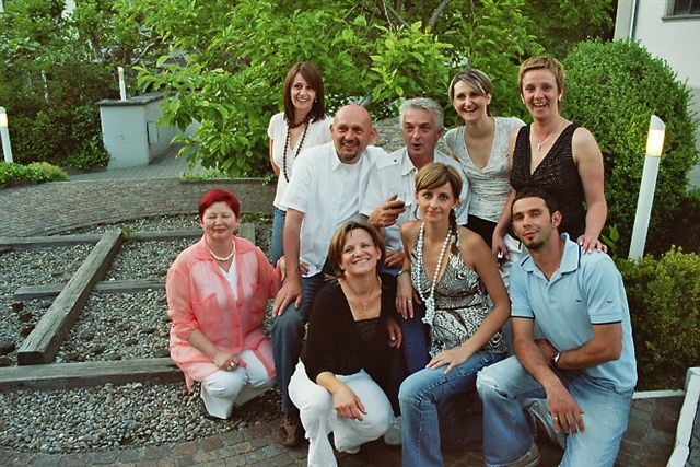 11-familija na okupu